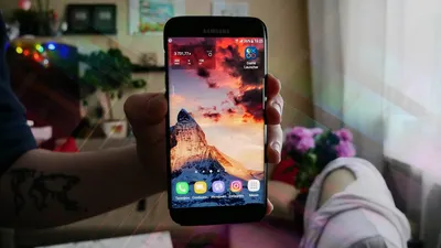 Детали монструозного Samsung Galaxy M12 и его фирменные обои [скачать]