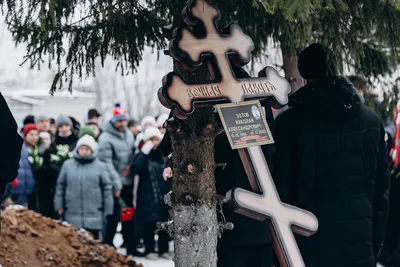 Есть ли смысл заказывать поминовение человека в нескольких храмах  одновременно?