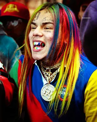 «Похороните меня в России»: кто такой рэпер Tekashi 6ix9ine и почему он  называет Москву вторым домом