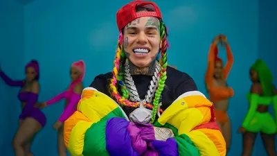 Скандальный рэпер 6ix9ine обвинил Ариану Гранде в мошенничестве: 19 мая  2020, 19:05 - новости на Tengrinews.kz