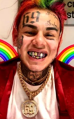 Рэпер 6ix9ine приговорен к двум годам тюрьмы - Газета.Ru