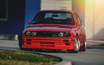 Bmw M3 E30🥰🍓 #обои #живыеобои #bmw #bmwe30 #bmwm3 #bmwe30m3 | TikTok