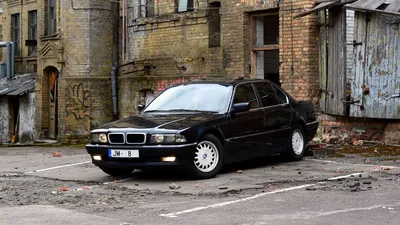 Обои bmw, e38, 740, бмв, классика, тюнинг, alpine картинки на рабочий стол,  фото скачать бесплатно