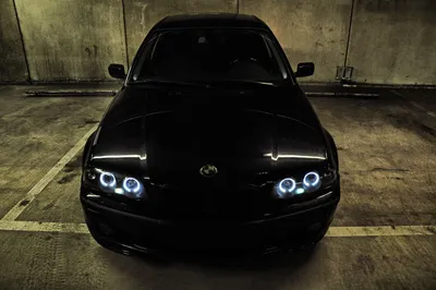 Sleek and Powerful BMW 5-Series (E39)