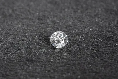 Бриллиант Груша 0.2 карат: купить в интернет-магазине Alrosa Diamonds. Арт.  21002359