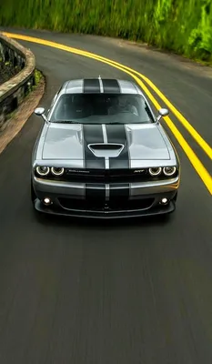 Обои \"Dodge Challenger\" на рабочий стол, скачать бесплатно лучшие картинки  Dodge Challenger на заставку ПК (компьютера) | mob.org