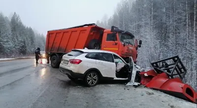 СМИ: рэпер Баста попал в ДТП в Санкт-Петербурге (фото) - Новости  Калининграда