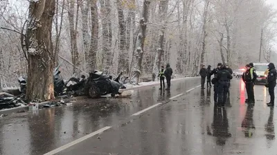 ВИДЕО) В Кишиневе два человека погибли в ДТП с участием мотоцикла и  автомобиля полиции - NewsMaker