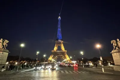 Eiffel Tower. Эйфелева башня. PNG. | Эйфелева башня, Эйфелева башня  рисунок, Башня