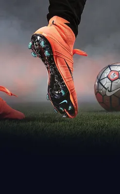 Футбольный арт: 59 ярких рисунков на футбольную тему | Nike football boots,  Nike football, Soccer shoes