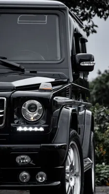 Скачать 1350x2400 mercedes-benz g500, brabus, внедорожник, роскошный,  черный, вид спереди обои, картинки iphone 8+/7+/6s+/6+ for parallax