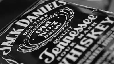 Картинка Jack Daniels на iPhone 11