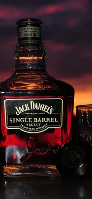 Скачать обои \"Jack Daniels\" на телефон в высоком качестве, вертикальные  картинки \"Jack Daniels\" бесплатно