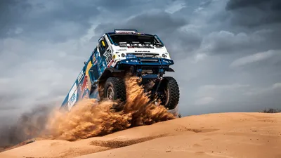 Обои Kamaz Dakar Rally Car на телефон iPhone 8 Plus