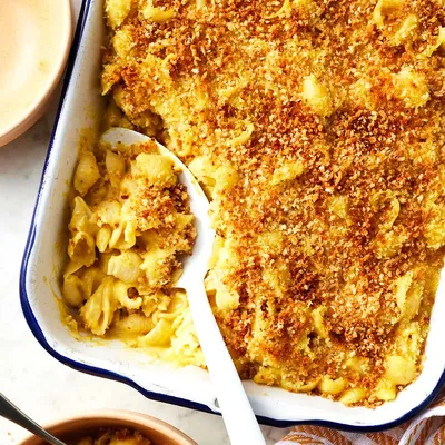 Sheet Pan Mac and Cheese Recipe - Damn Delicious