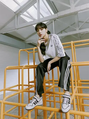 Gosha Rubchinskiy Sends Model Down Runway with Adidas Logo–Shaved Head |  Vogue