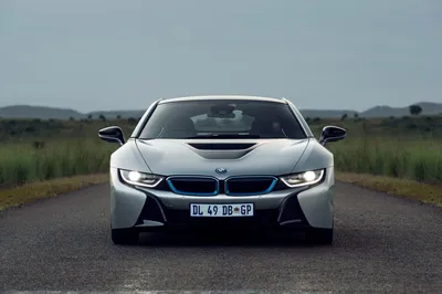 Картинки BMW i8 Небо траве Спереди Автомобили 2560x1440