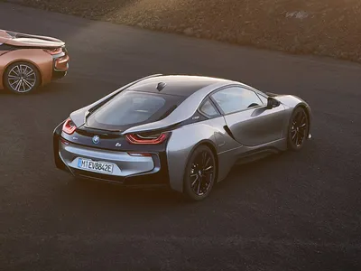 BMW снимет с конвейера спортивный гибрид i8 в апреле :: Autonews