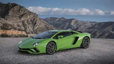 Lamborghini shows off 2023 Huracan 60th Anniversary models at Fashion Week  - Autoblog