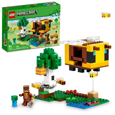 LEGO® Minecraft® The Pumpkin Farm Building Set, Ages 8+ | Canadian Tire