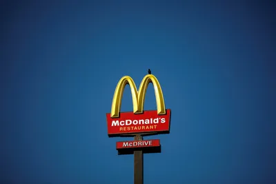 https://apps.apple.com/us/app/mcdonalds/id922103212