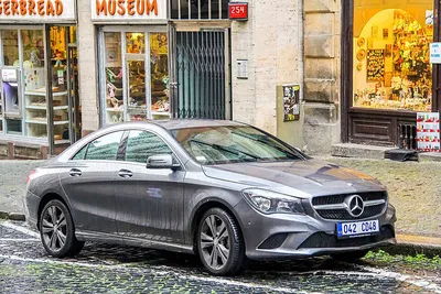 Mercedesbenz Sкласса S 500 E Надстройки Hybrid — стоковые фотографии и  другие картинки Гибридное транспортное средство - Гибридное транспортное  средство, Линия электропередач, Тип транспорта - iStock