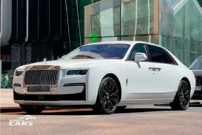 Rolls-Royce Spectre EV 2023 Review: Stylish First Effort | WIRED