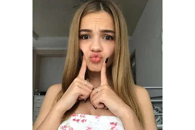 Нашла свою любовь в TikTok: англичанка из Краснодара о заработках тиктокеров  и популярности