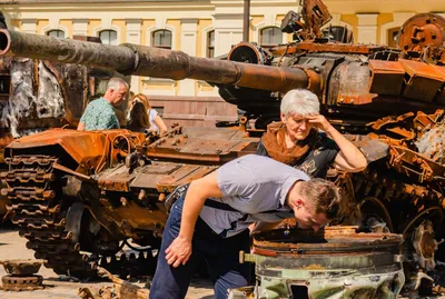 Проект «Шаги к Победе» (хроника последних дней войны). 27 апреля 1945 года  - Российское историческое общество