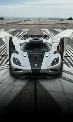 Фотография Koenigsegg Тюнинг 2014 One 1 Worldwide желтые 1080x1920