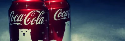 женщина держала смартфон с логотипом Coa Cola реклама обои векторные  иллюстрации Редакционное Стоковое Изображение - иллюстрации насчитывающей  сеть, рука: 252722764