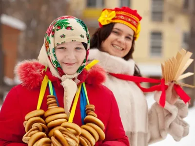 Як звучать зимові свята в Україні. Колядки та щедрівки • Ukraїner