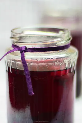 Homemade Kompot Juice Recipe (Slavic Fruit Drink)