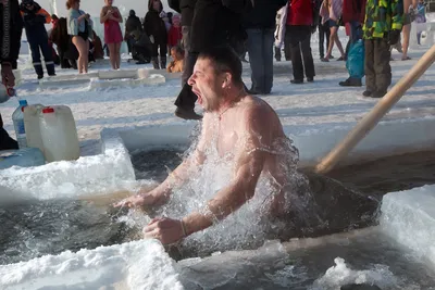 Грели ли воду Путину во время купания в проруби?