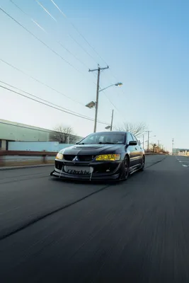 Скачать 3840x2400 mitsubishi lancer evolution, mitsubishi, черный, вид  спереди обои, картинки 4k ultra hd 16:10