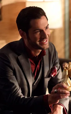 Lucifer в X: „what do u call it when the devil gets ghosted #lucifer  https://t.co/K8VgRGPW2b“ / X