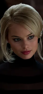 Картинка Margot Robbie - The Wolf Of Wall Street для телефона и на рабочий  стол iPhone 12 Pro