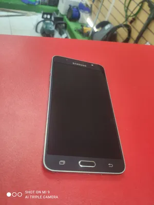 Купить Мобильный телефон Samsung Galaxy J7 (, ) Б/У за 0 руб. — состояние  9/10