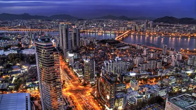 Night falls on Busan, South Korea by Pang Yuhao - Mobile Abyss