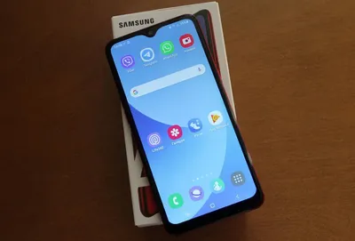 Смартфон Samsung Galaxy A10 - «Бюджетный и неприхотливый смартфон Samsung  Galaxy A10, который оказался мне по душе. Тот случай, когда нужен срочно  новый смартфон.! » | отзывы