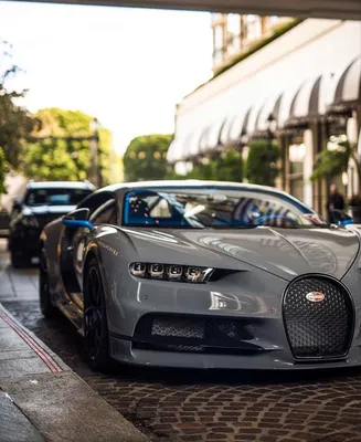 Фотография BUGATTI Chiron Super Sport 300 Черный Дороги авто 640x960