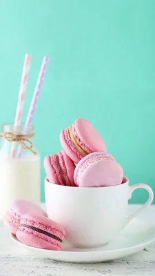 Обои для телефона | Macaroon wallpaper, Macaroons, Cute desserts