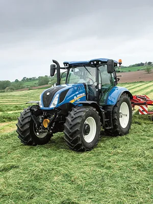 Фото трактора 2015-16 New Holland T6.180 Поля 600x800