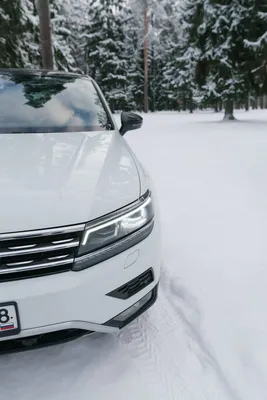 Скачать обои \"Volkswagen Multivan\" на телефон в высоком качестве,  вертикальные картинки \"Volkswagen Multivan\" бесплатно