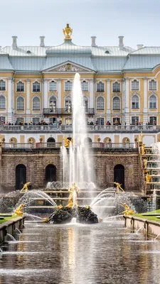 Petergof Palace, St Petersburg, Russia by Valery Egorov - Mobile Abyss