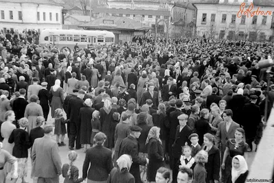 Первомай шагает по стране (из истории праздника) | \"Центр документации  новейшей истории Волгоградской области\"