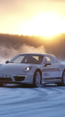 Обои для рабочего стола Порше 911 Carrera 4S 992 2019 600x800