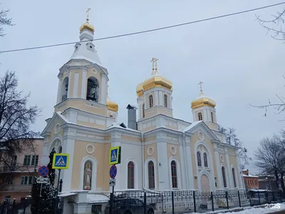 Христорождественский кафедральный собор в Липецке: расписание богослужений  и служб храма Рождества Христова, официальный сайт и адрес