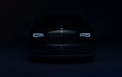 Rolls-Royce Ghost «для бунтарей»: 600 сил и 45 килограммов краски — Motor