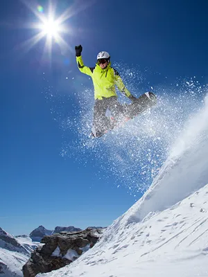 Pin by Kai Chen on 拍摄 | Snowboarding photography, Snowboarding trip,  Snowboarding style